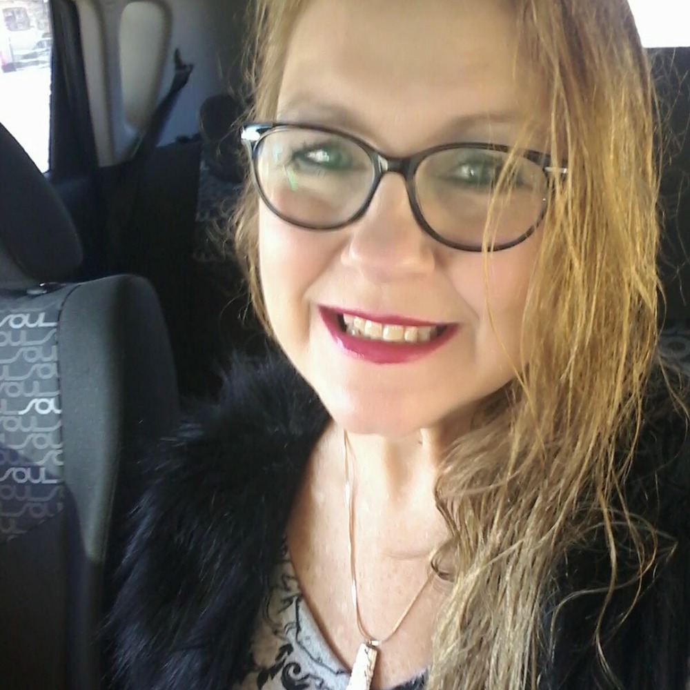 Meet your Posher, Deon